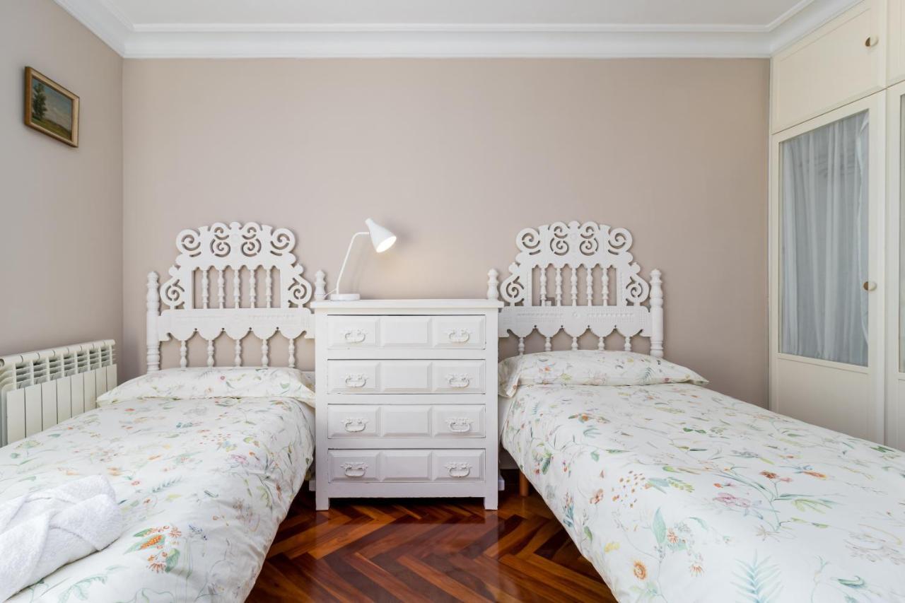 Apartamento Luminoso Cerca Playa Sardinero Con Parking Privado Santander Eksteriør bilde